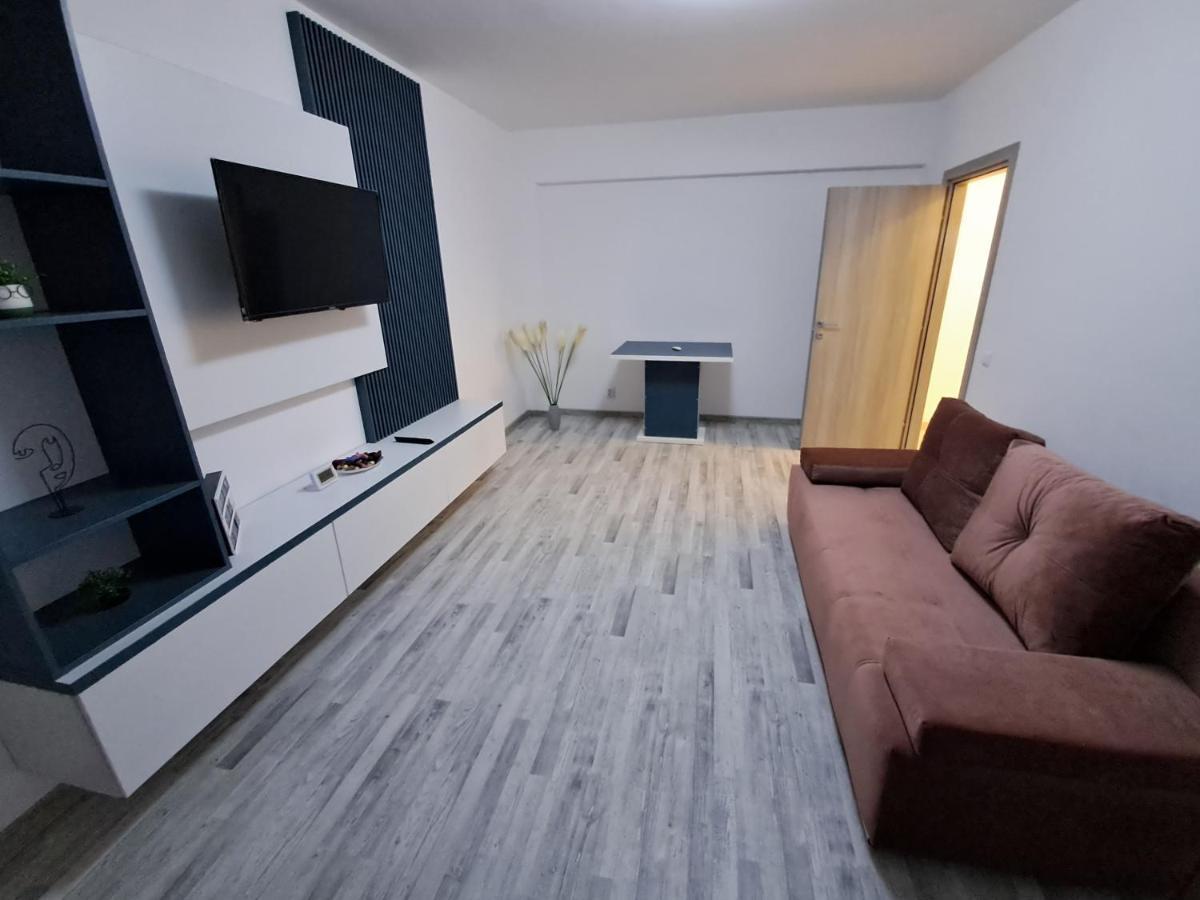 Happy Rental Apartments 2 크라이오바 외부 사진